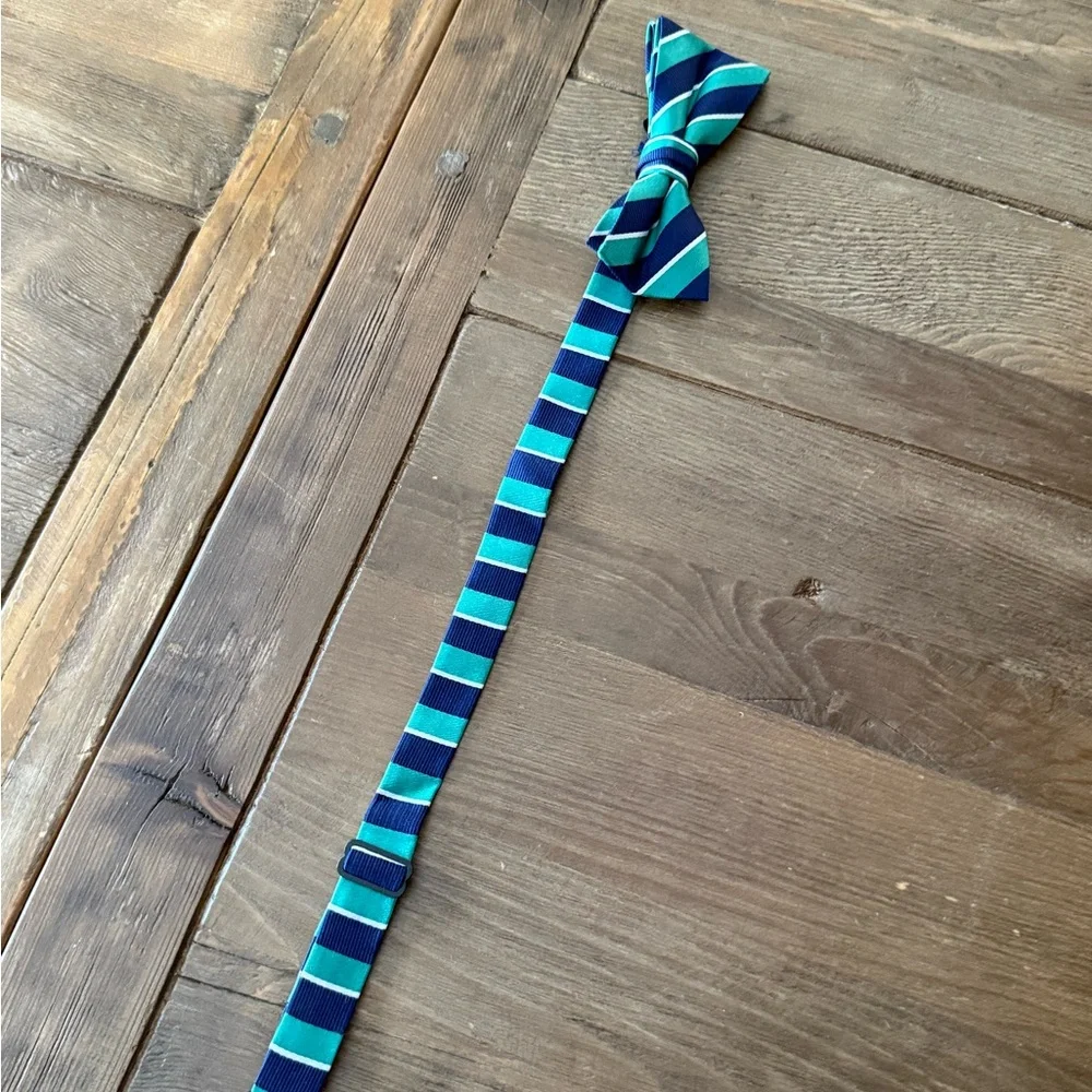J. Khaki Navy and Green Striped Bow Tie